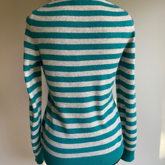 Cashmere Stripe Sweater Fitted - Picture 7 of 7
